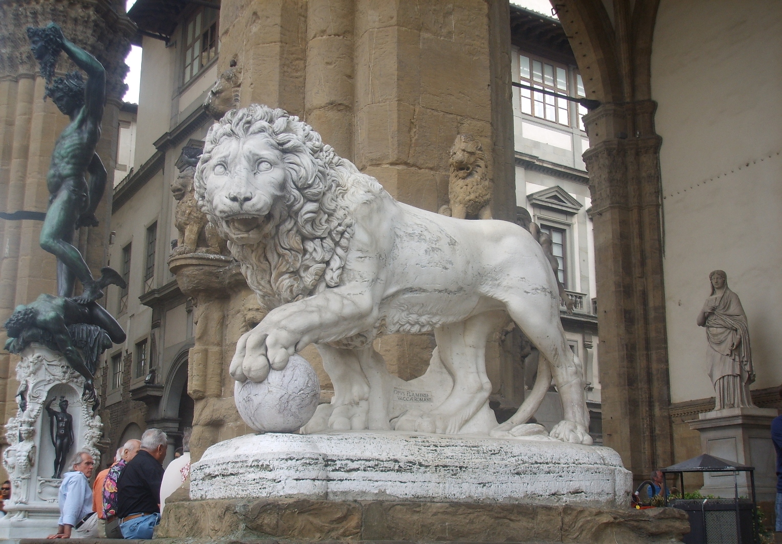 LOGGIA